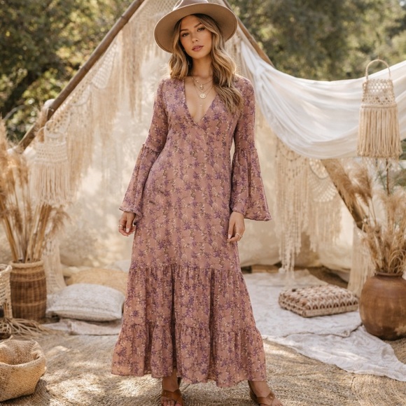 NATURAL LIFE Dresses & Skirts - Natural Life Boho Floral Cottagecore Prairie Feminine Bell Sleeve Maxi Dress *M